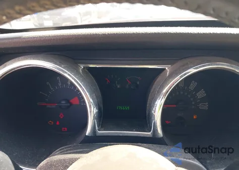 2006 Ford Mustang V6 z USA, uszkodzony, nr VIN 1ZVFT84N665200640